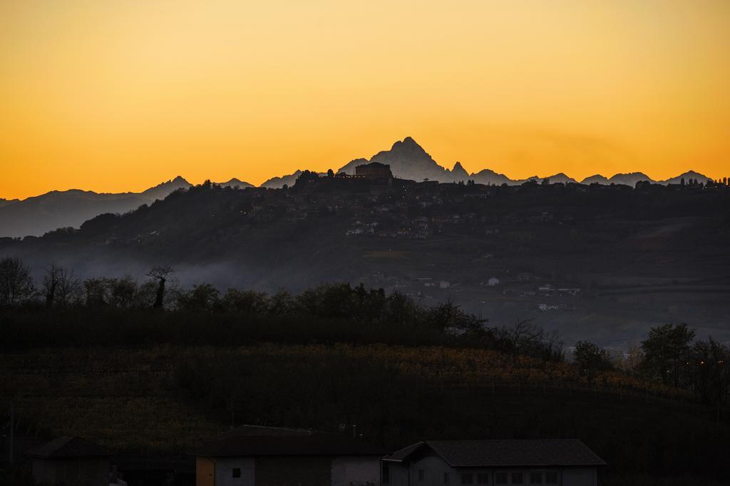 Cascina La Corte * Neive